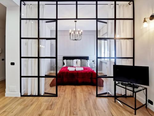 Stazione Apartment | ChicLife - FLORENTIN Downtown Design Apt