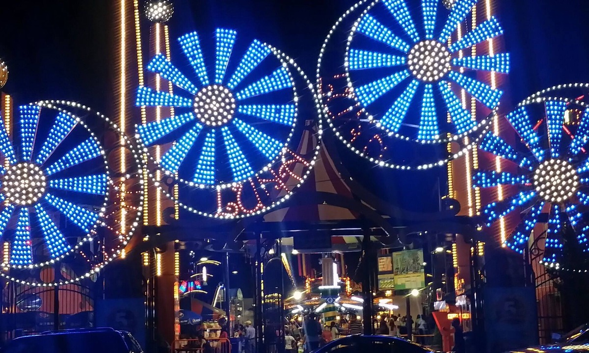 Brooklyn Apartment | Coney Island * 1 BLOCK TO BEACH & AREA AMUSEMENTS CAFE AMPHITHEATER