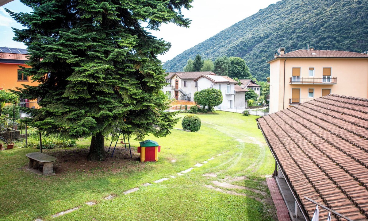 Comero Apartment | Convenience within walking distance of Verbania