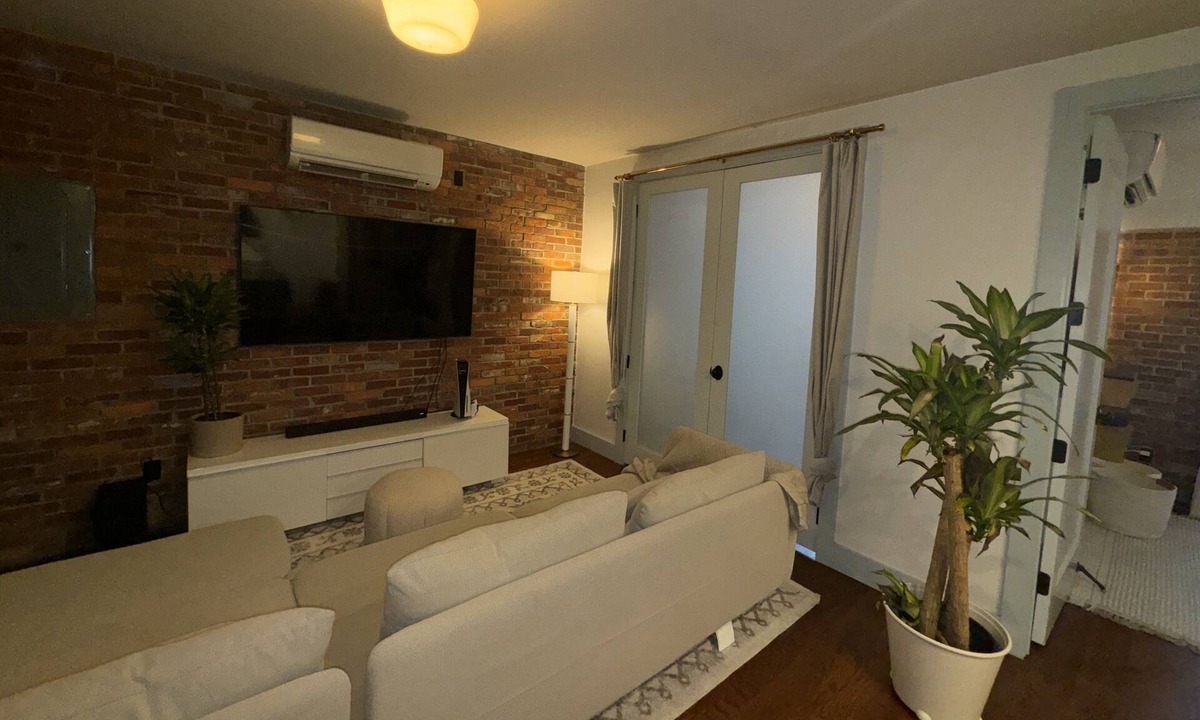 Crown Heights Apartment | Cozy Brooklyn retreat central bklyn