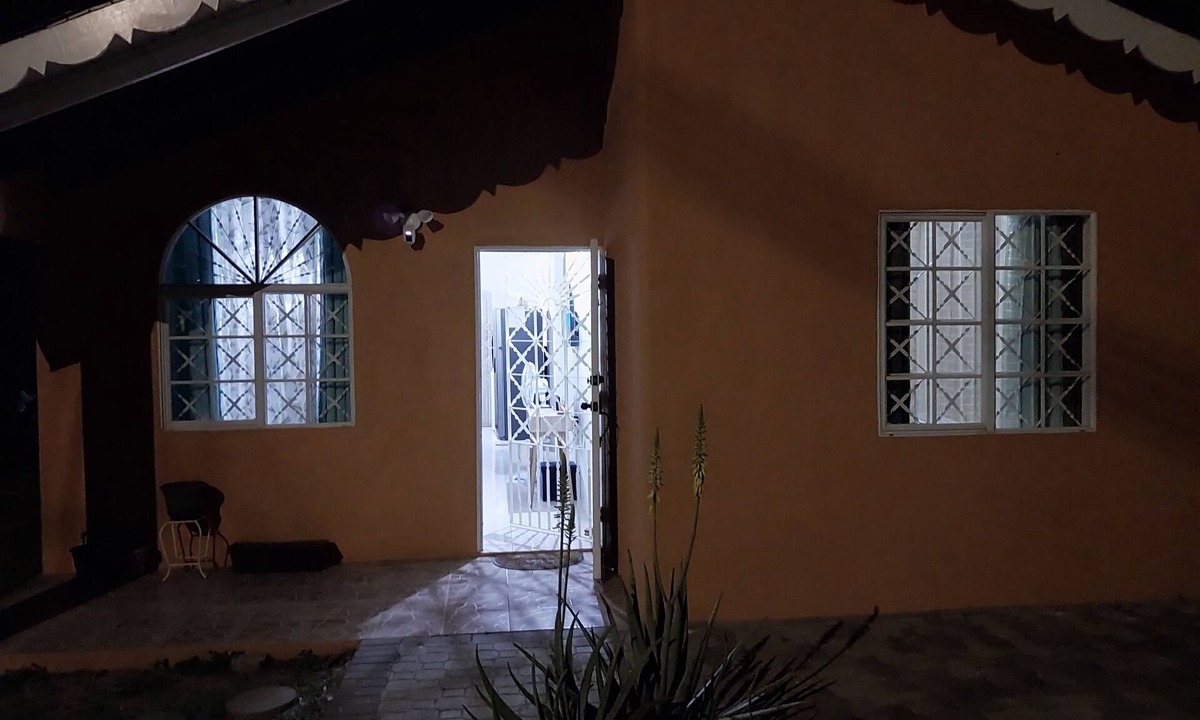Spring Village House | Cozy home for short term rental, Old Harbour, Jamaica,W.I.