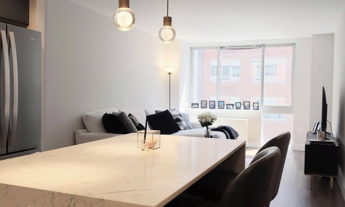 Bowery Apartment | Downtown Luxurious 1-Bedroom Apartment - Incredible Location