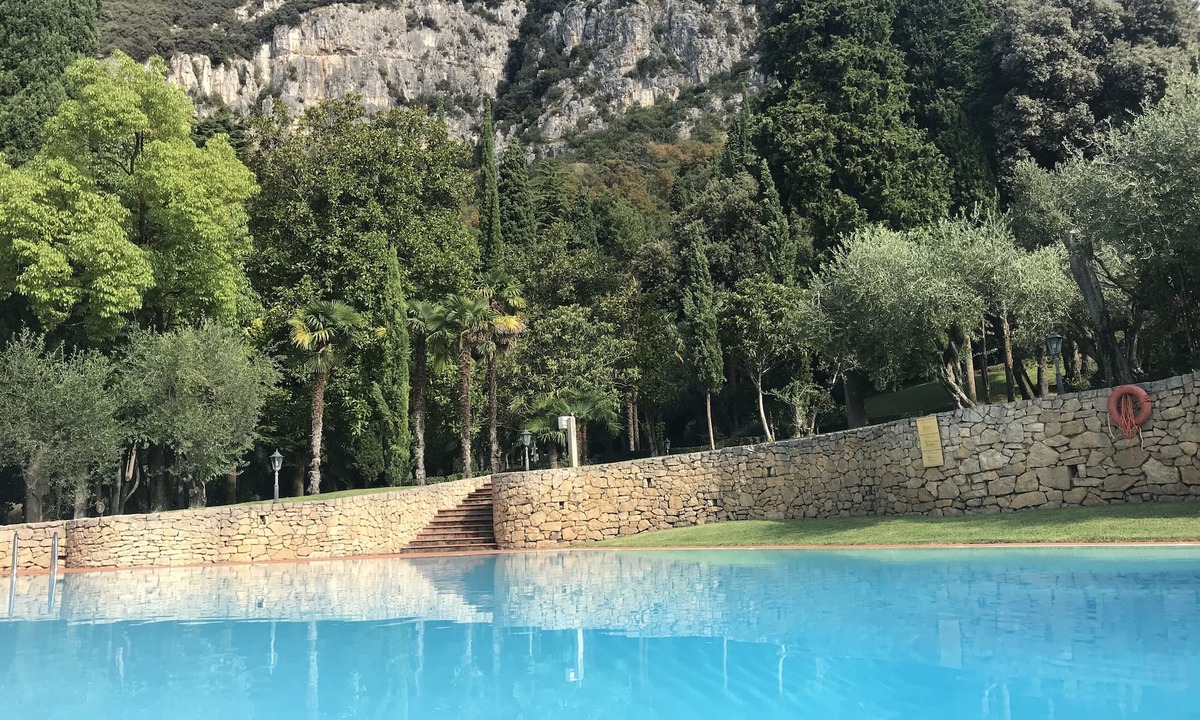 Corno Apartment | Dreamlike apartment in "Parco Villa San Vigilio"