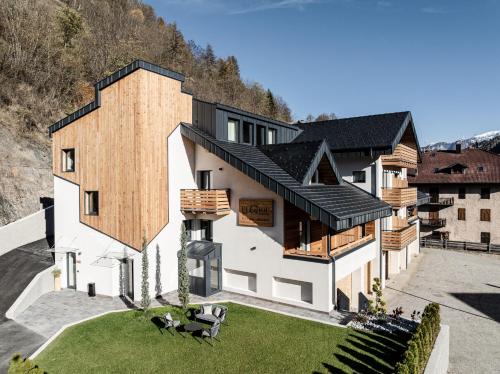 Pellizzano Apartment | El Giof Alpine Home
