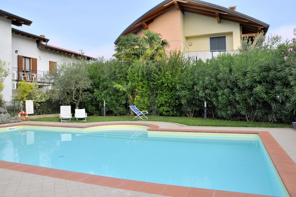 Montioni House | Elegant Holiday Home in Lazise with Swimming Pool near Lake