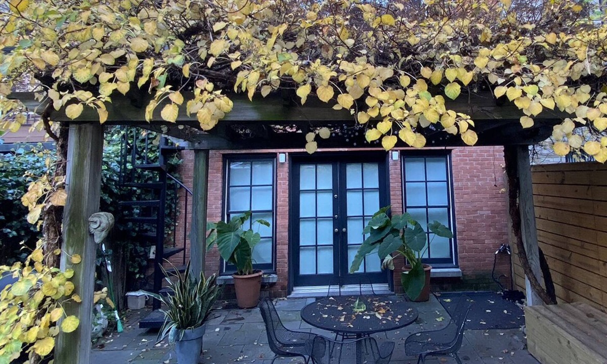 Boerum Hill House | Elegant townhouse garden apartment