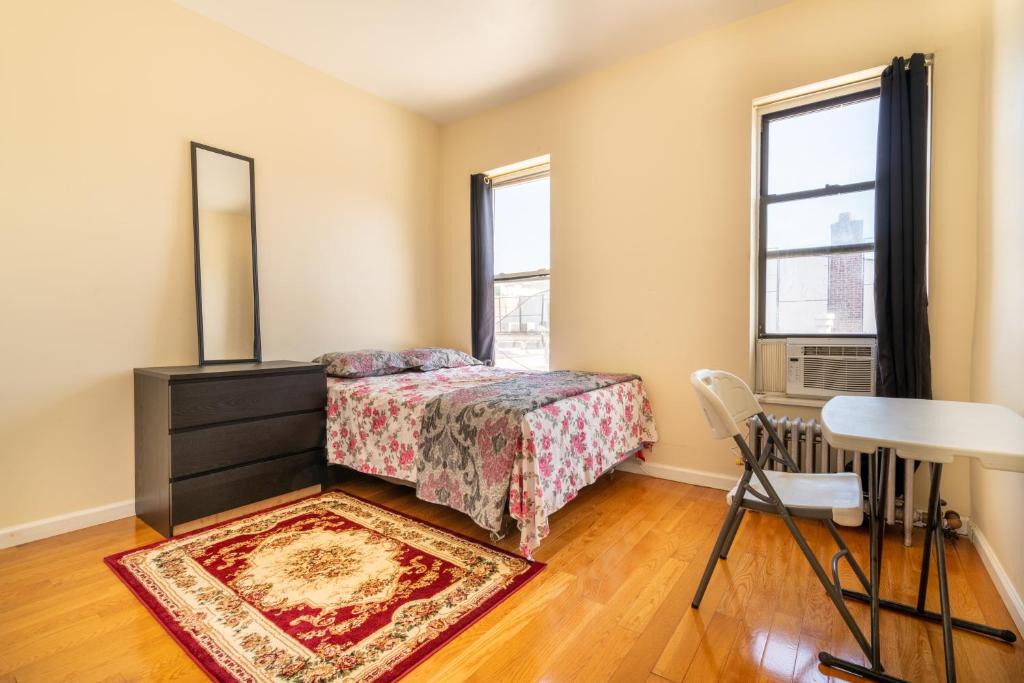Crown Heights House | Empire Blvd Guest House