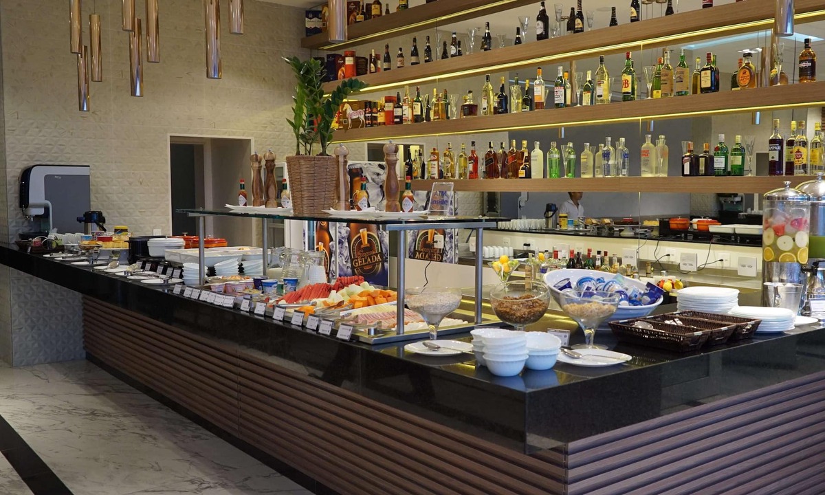 Recreio dos Bandeirantes Hotel | eSuites Hotel Recreio Shopping
