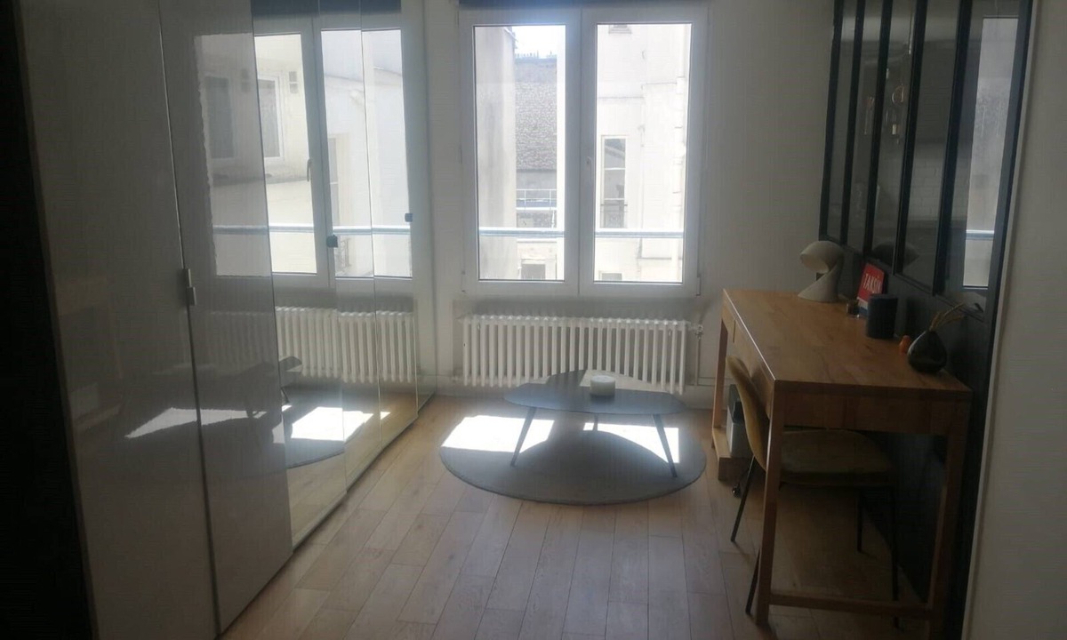 Quartier de Rochechouart Apartment | Family apartment in the heart of Paris