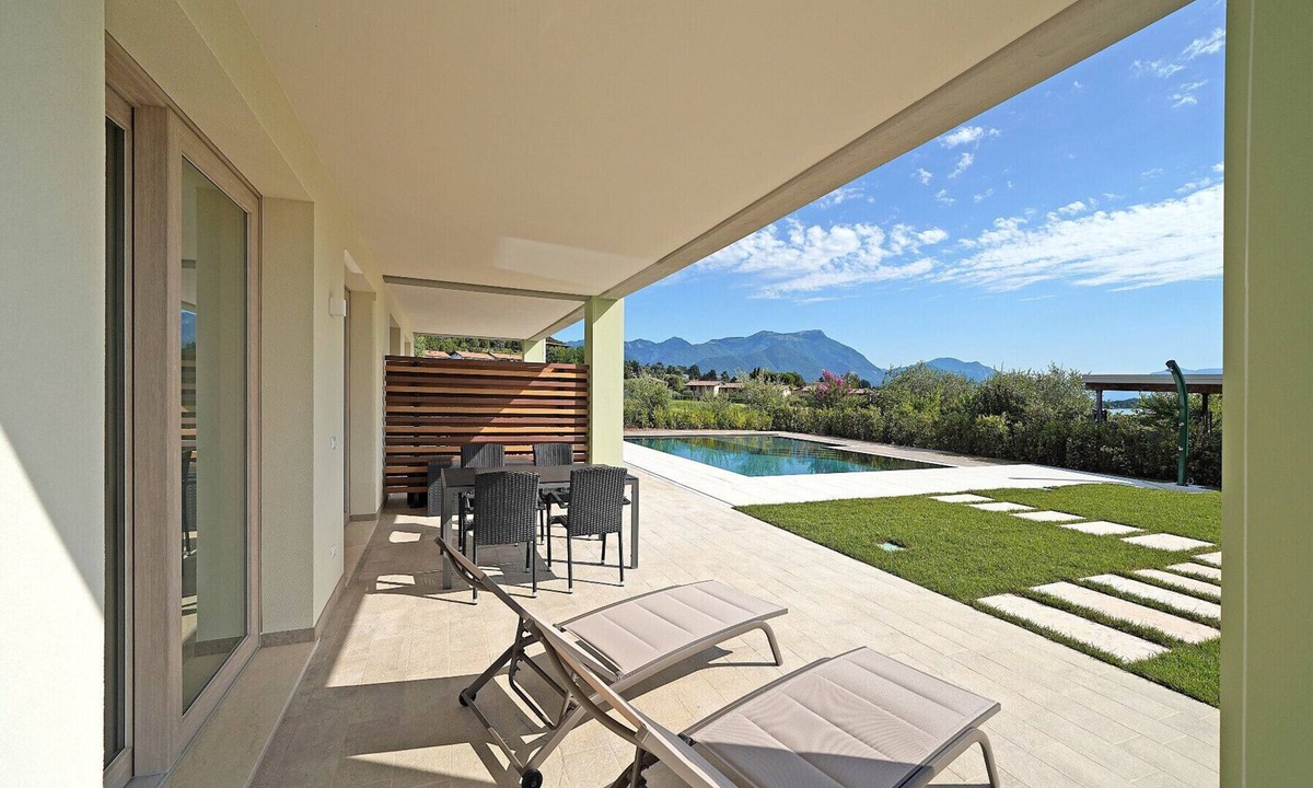 Villaggio Sanghen Condo | Gardaliva 3: in new small residence with pool near to the beach