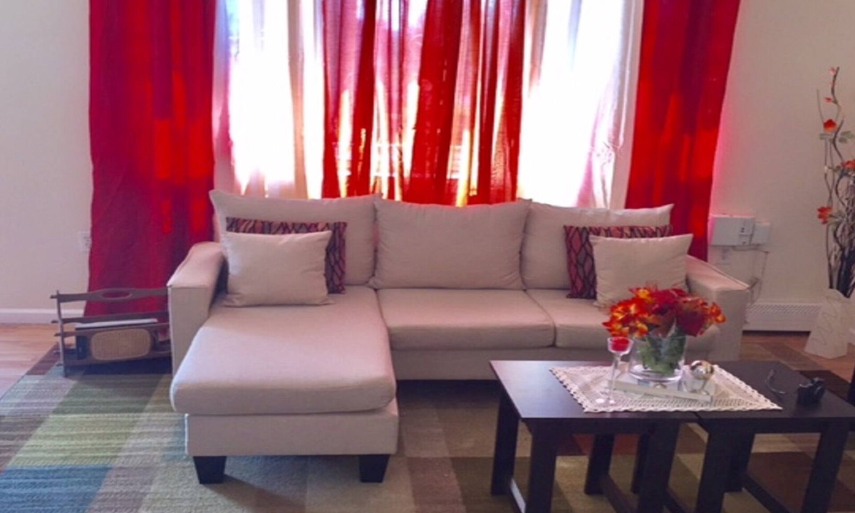 East New York Apartment | GIGI's Stunning Place - Beautiful 2 family home located in East part of Brooklyn