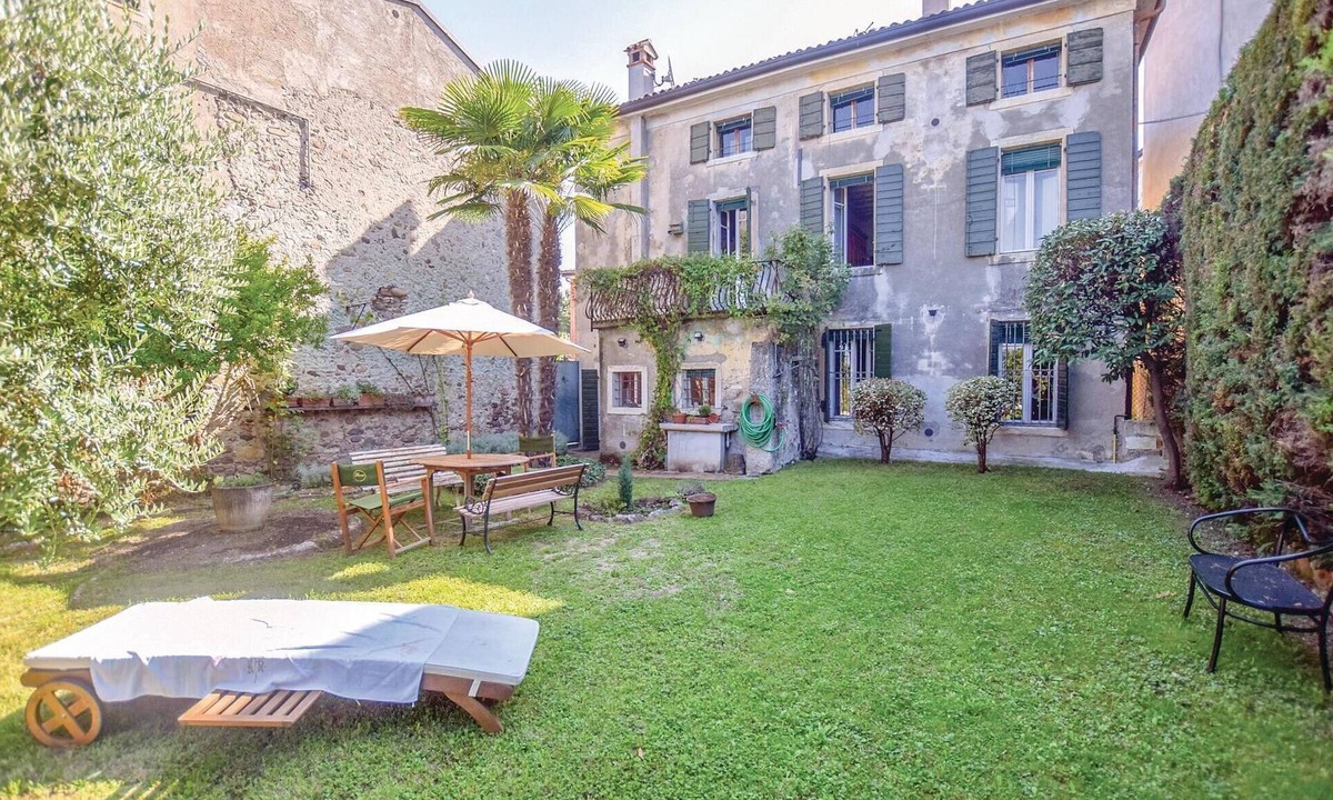 Pacengo House | Gorgeous home in pacengo di lazise vr