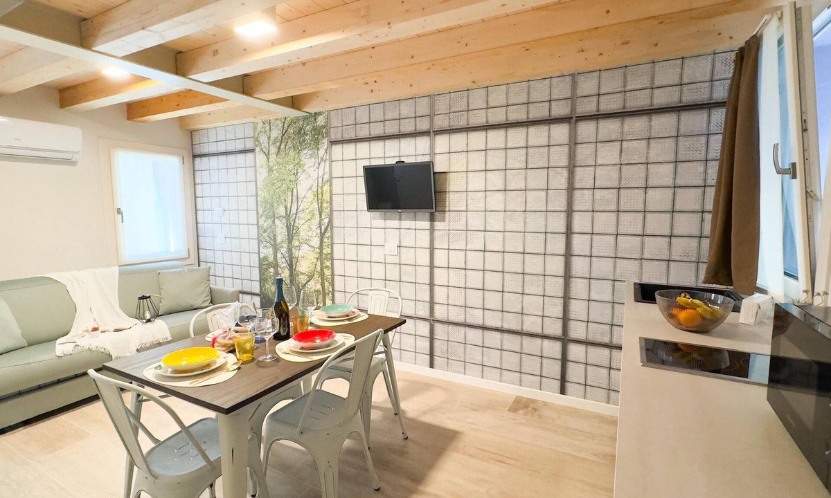 Chioggia Apartment | Graceful Apartments Paradise by Ca-Sa Check