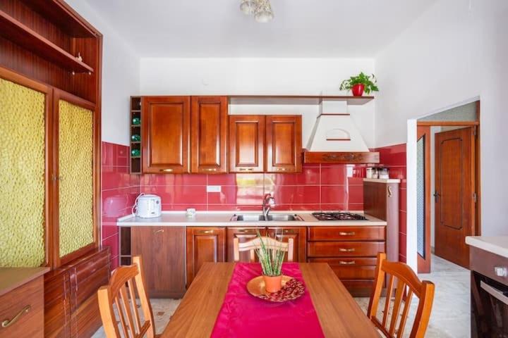 Minturno Apartment | guesthouseminturnoit Lucia Sparagna