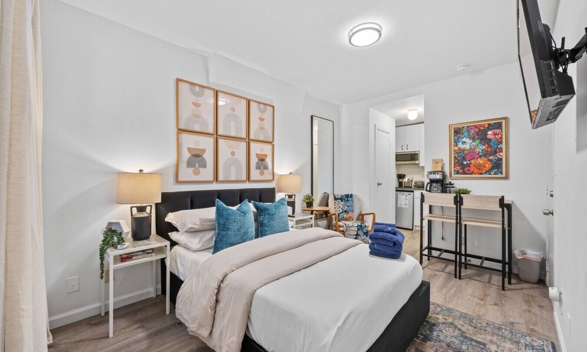 Midtown West Apartment | Highly Recommended Studio Near Times Square