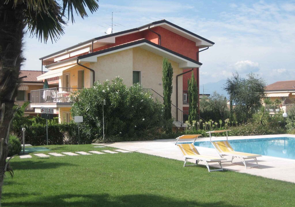 Lazise Apartment | Holiday apartment with air conditioning and WiFi