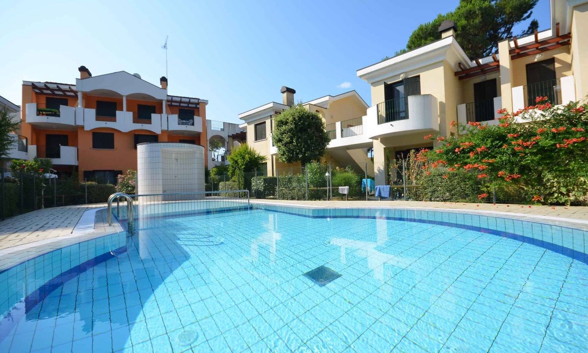 Bibione Pineda Apartment | Holiday apartment with balcony and air conditioning