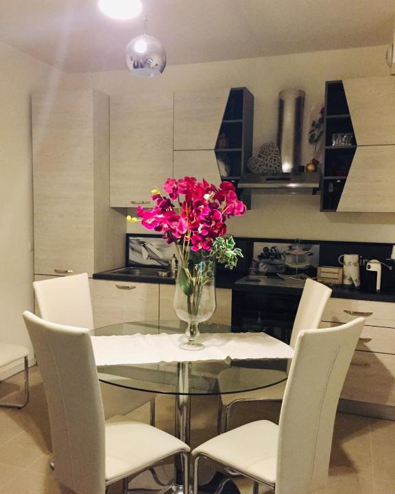 Cavalcaselle Apartment | Home Quadrivium