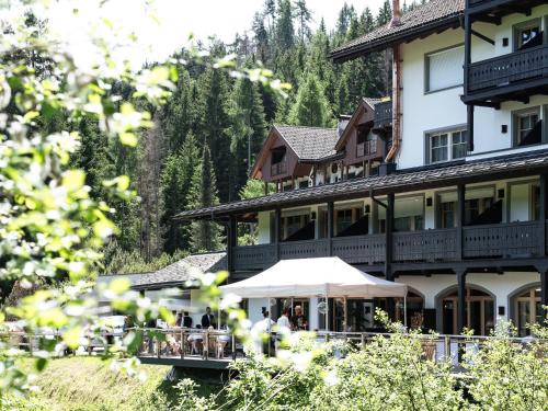 Monguelfo Hotel | Hotel Bad Waldbrunn