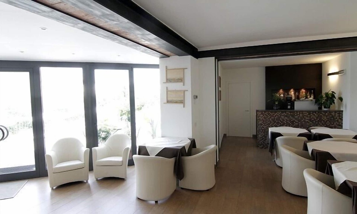 San Fedele Intelvi Hotel | Hotel Corte Santa Libera