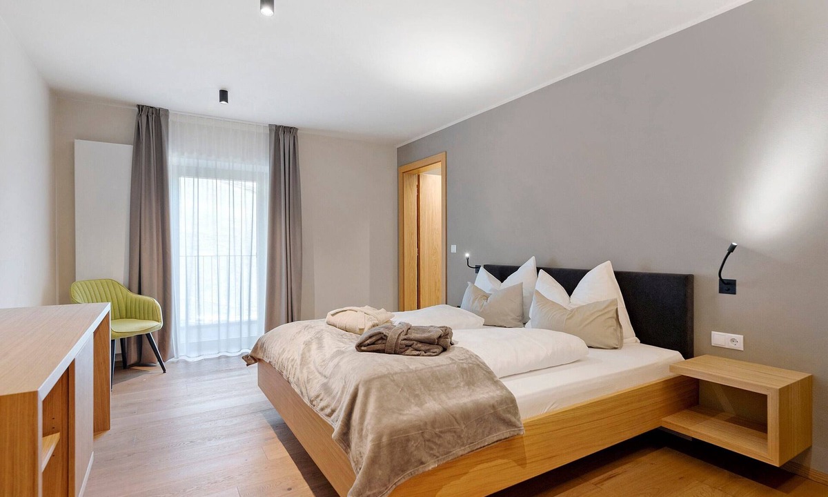 Sarentino Apartment | Hotel Murrer Double Room 202 with Mountain View, Spa and Wellness Area