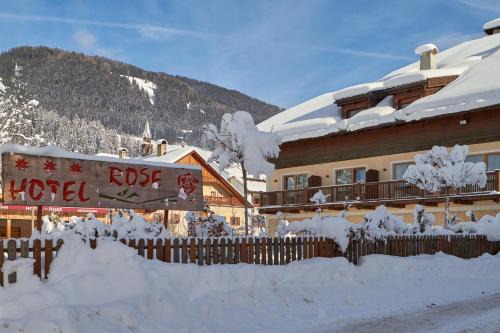 Villabassa Hotel | Hotel Rose