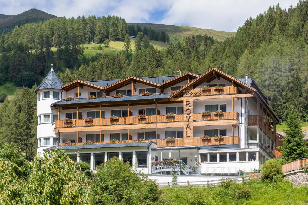 Sesto Hotel | Hotel Royal