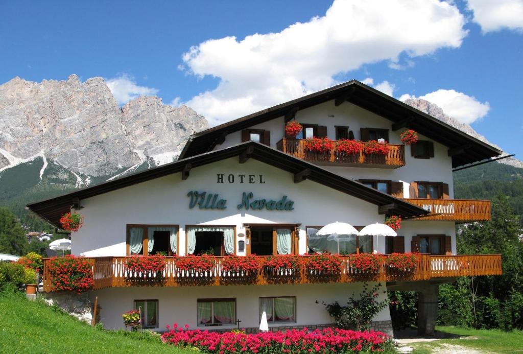 Cortina d'Ampezzo Hotel | Hotel Villa Nevada