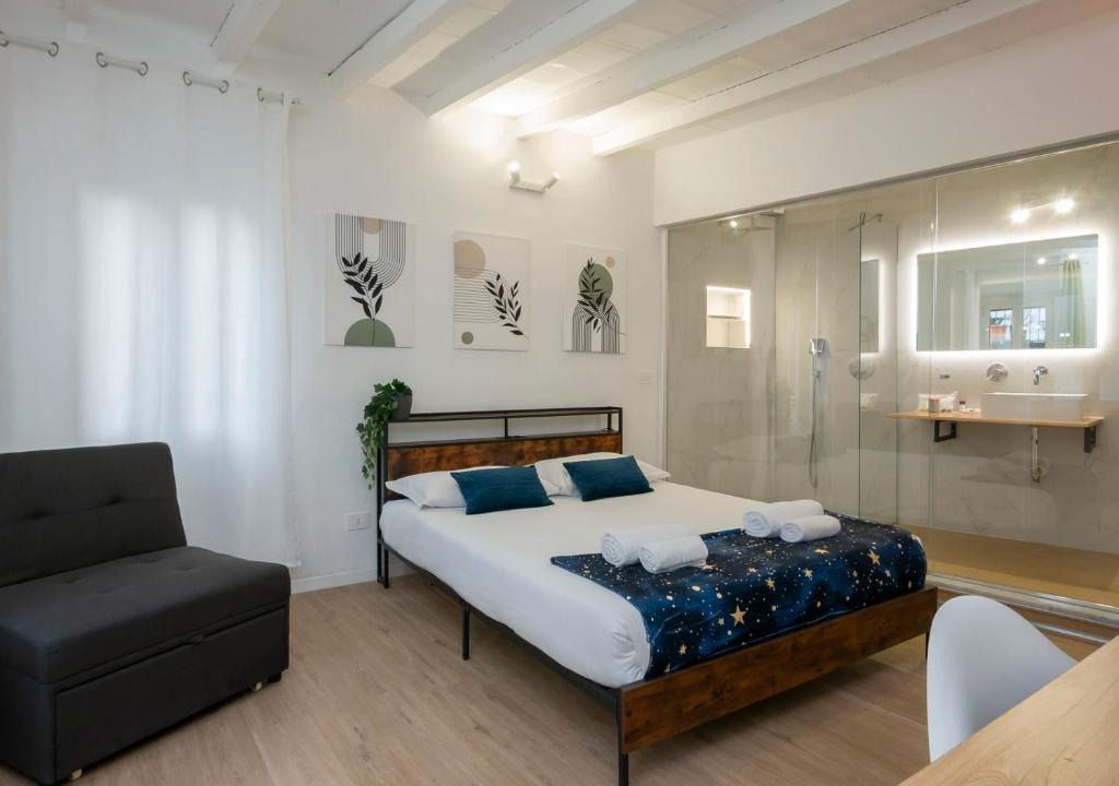 Niguarda Apartment | I-Host Ornato - Spacious 2BR Apt for 10 Guests with 3 Bathrooms