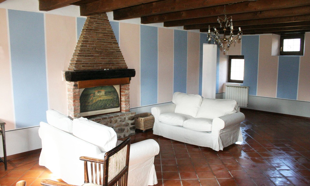 Valeggio sul Mincio Apartment | Isidoro: tasteful apartment, surrounded by greenery, quiet