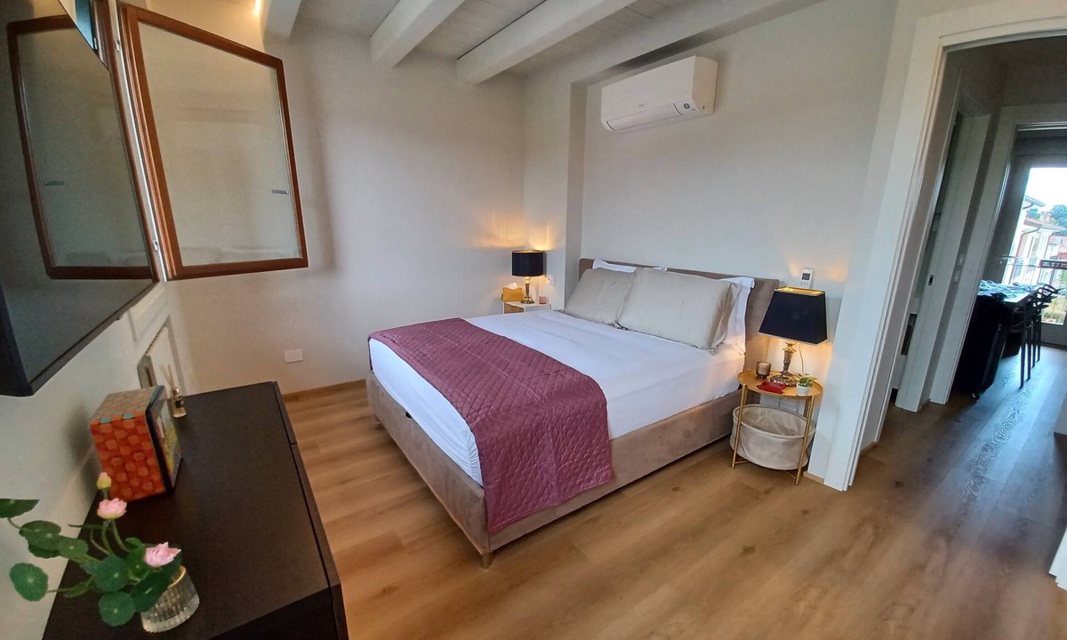 Domegliara Apartment | Escape to The Lotus:nYour Retreat in wine country - Valpolicella!