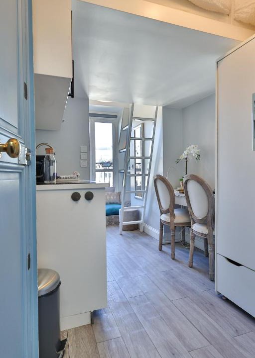 Quartier du Gros-Caillou Apartment | Joie Paris Tower Eiffel/ Quais de Seine