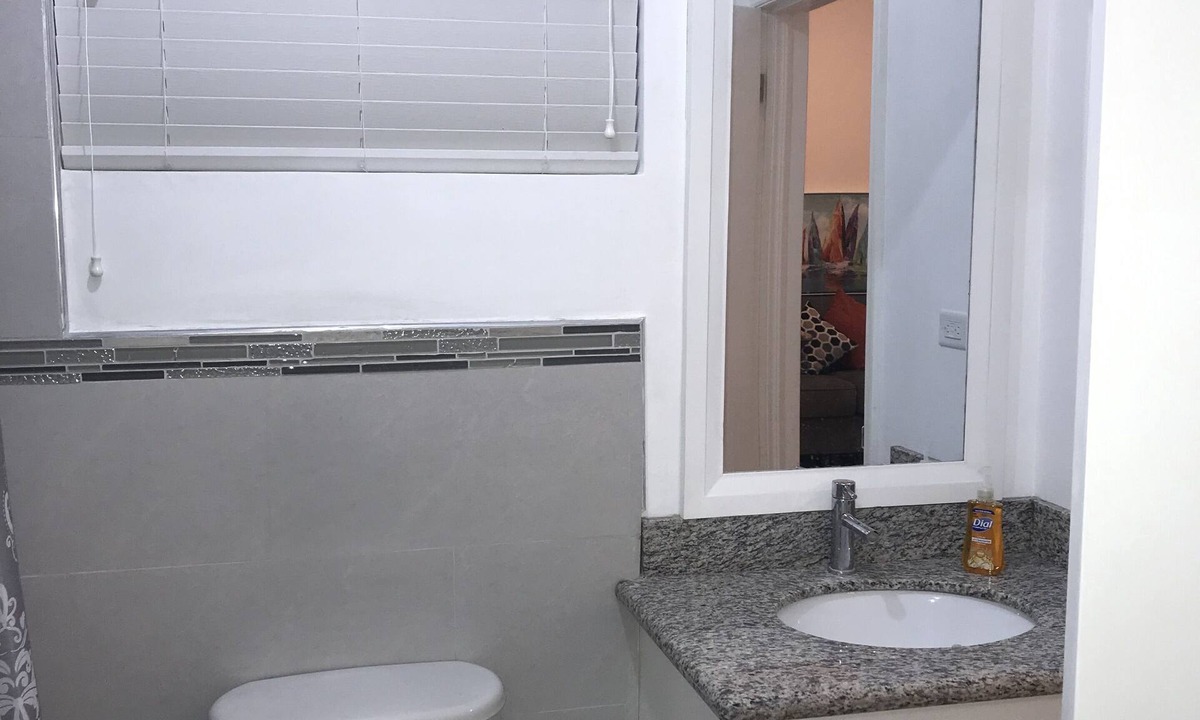 New Kingston Condo | Kingston - Luxury Apartment - Centrally Located