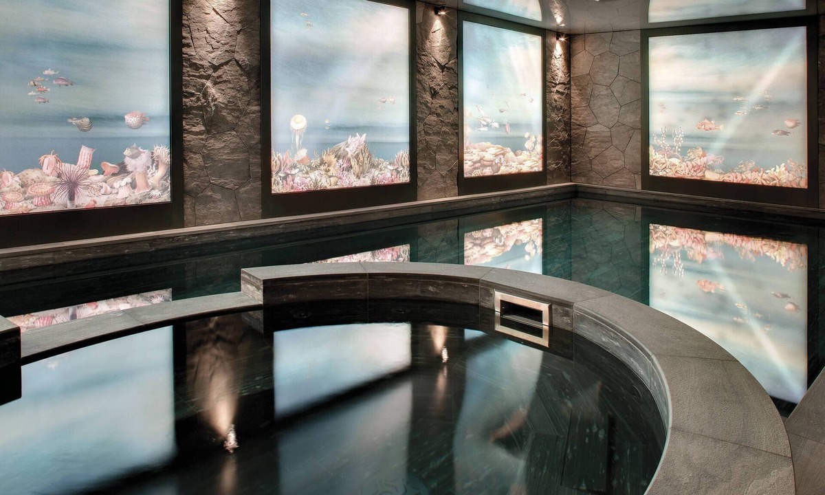 Champs-Elysees Hotel | La Demeure Montaigne
