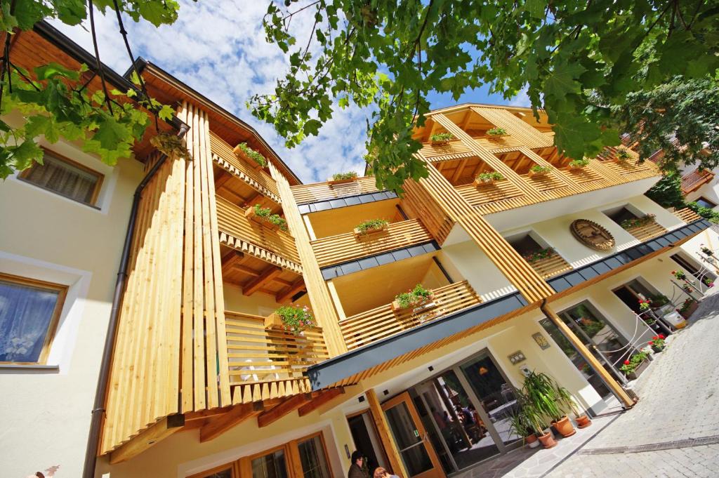 San Genesio Hotel | La Palsa