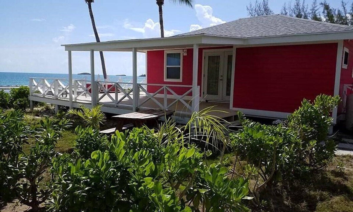 South Palmetto Point House | "Lil Red House" your very own piece of paradise!