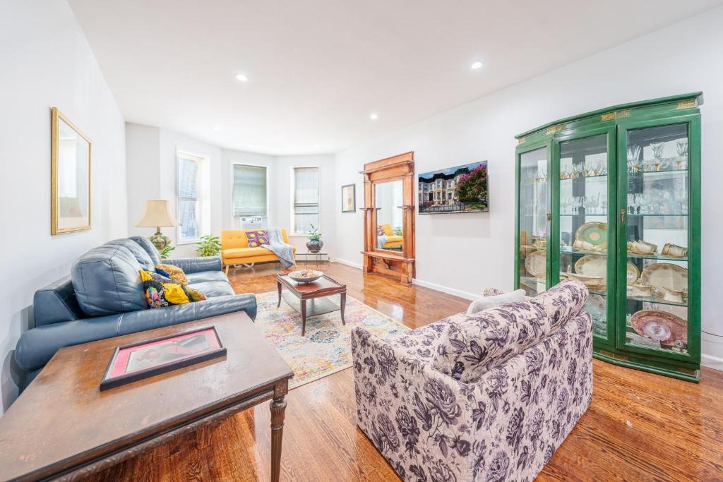 Crown Heights Apartment | Lovely 2 bedroom in the hearts of crown heights
