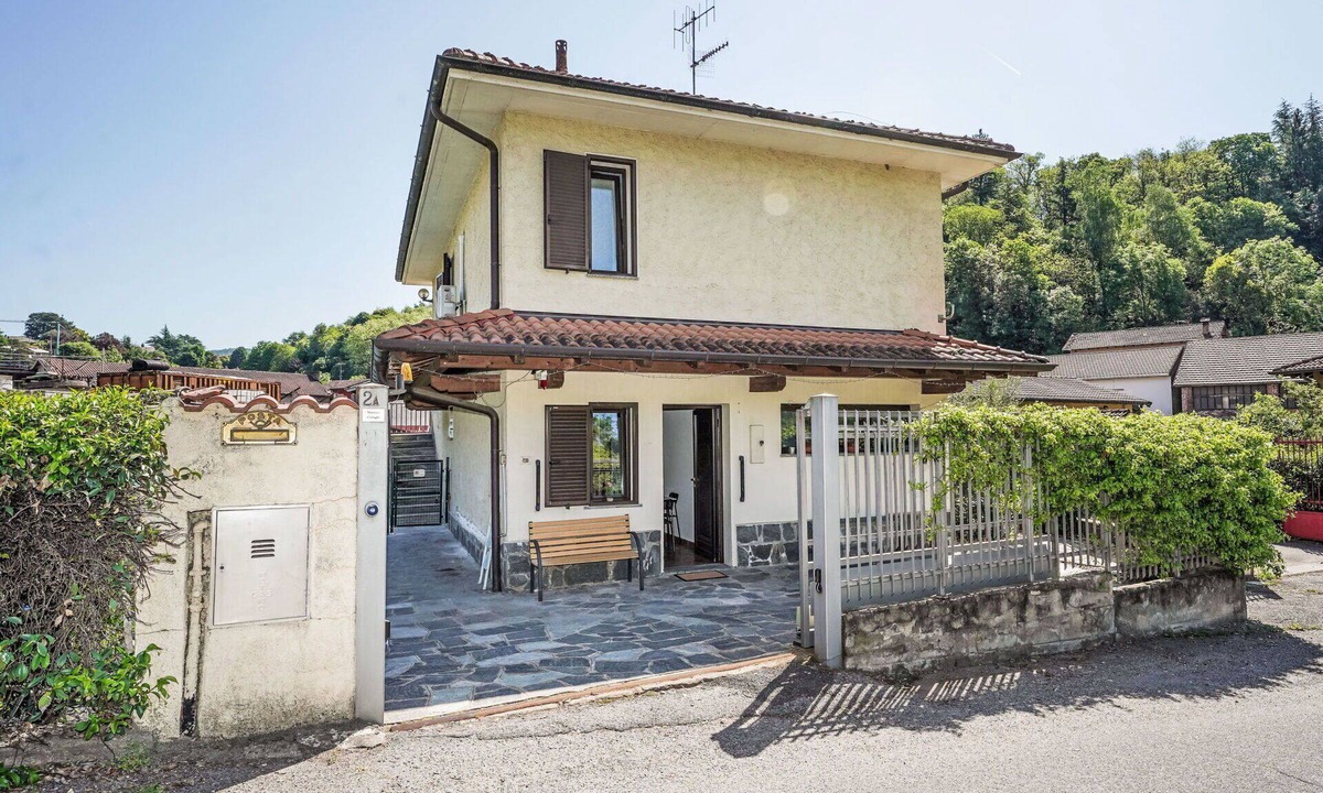 Castello Apartment | Lovely apartment for 5 people with pool, A/C, WIFI and TV