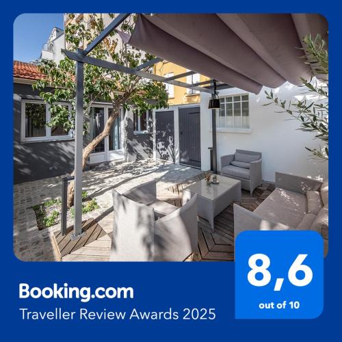 Petit-Ivry Apartment | Lovely little house with private garden in Paris