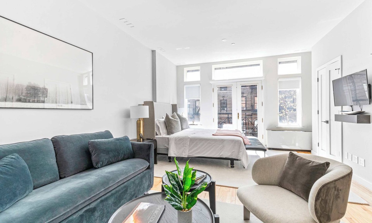 Central Park South Apartment | Luxe Studio with Charming Juliet Balcony