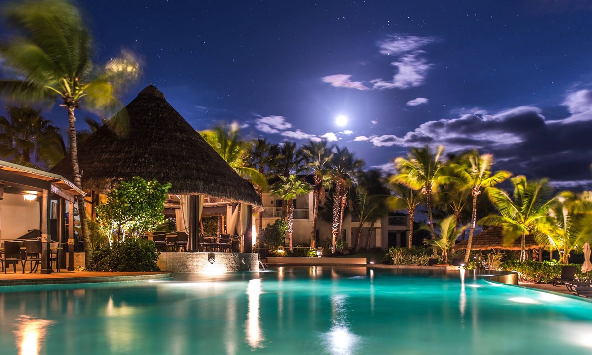 Rokers Point Villa | Luxury 1-Bedroom Residence with Resort amenities