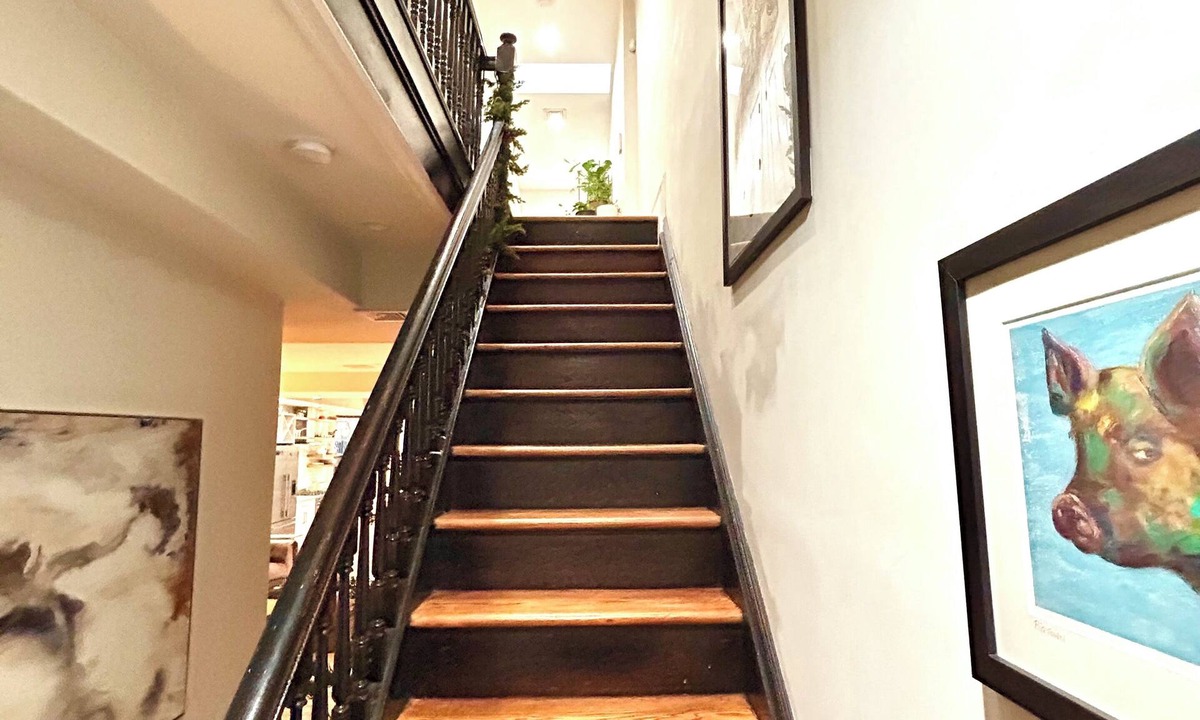 Ocean Hill House | Luxury Extended Stays. King Beds. 3 Bedrooms. Manhattan 20 Mins. 5 Subway Lines