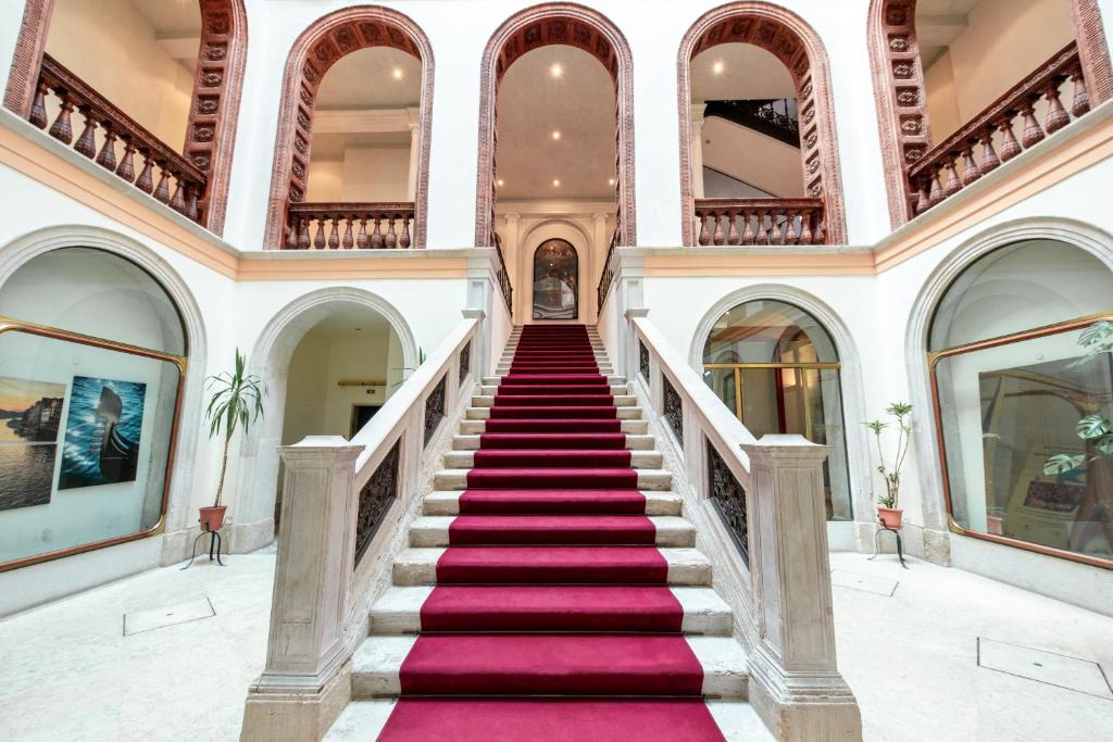 San Marco Apartment | Luxury Loft next to Saint Mark