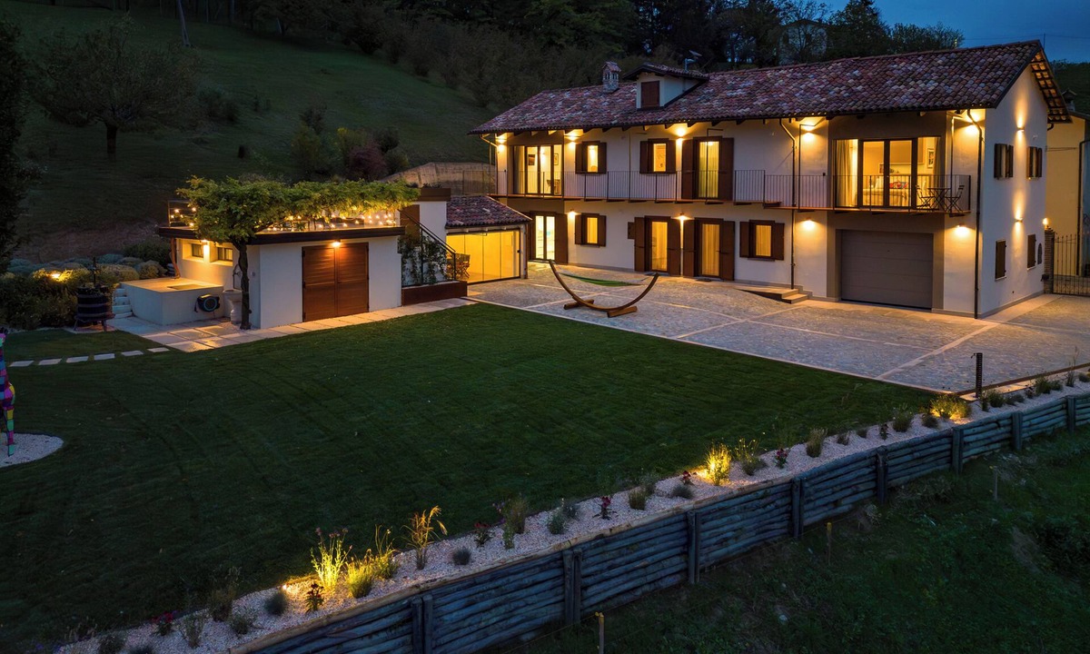Alba Villa | Luxury Villa in Alba, in the heart of the Langhe with breathtaking views