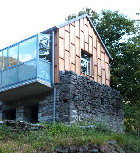 Crodo House | Maison 4 petite Casa design nel parco naturale