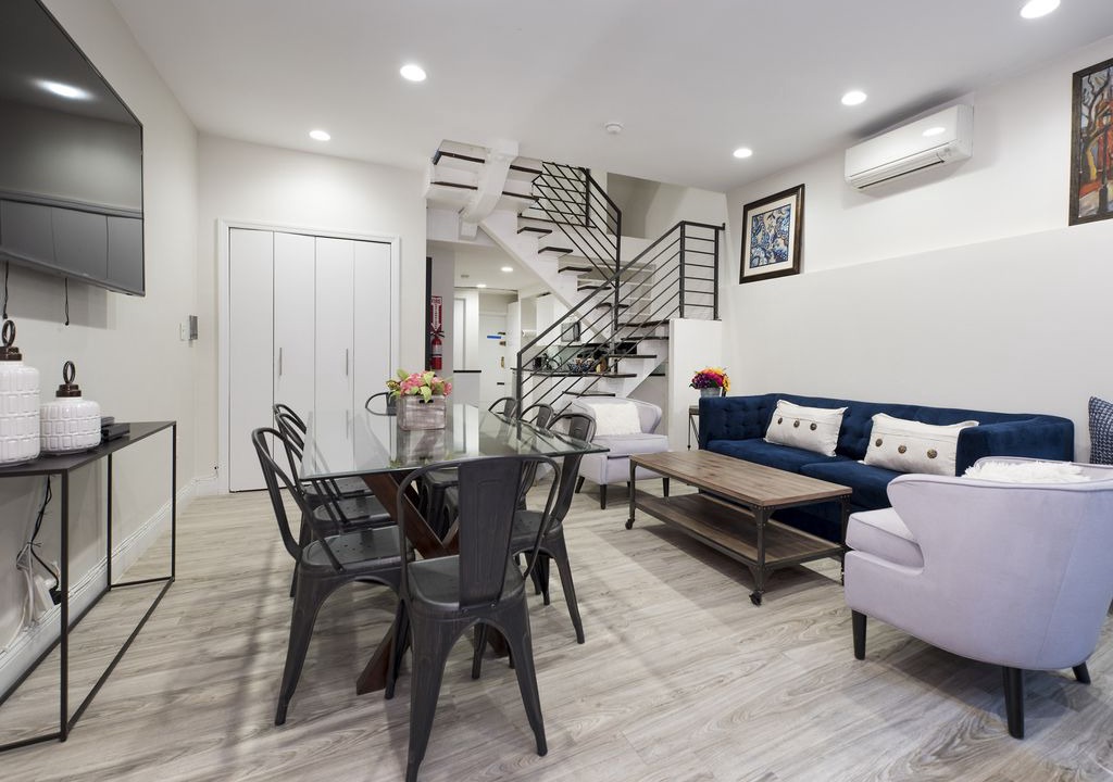 Kips Bay Apartment | Manhattan, Midtown East, 3 Bedroom/3Bathroom, Garden, Sleeps 10, Clean
