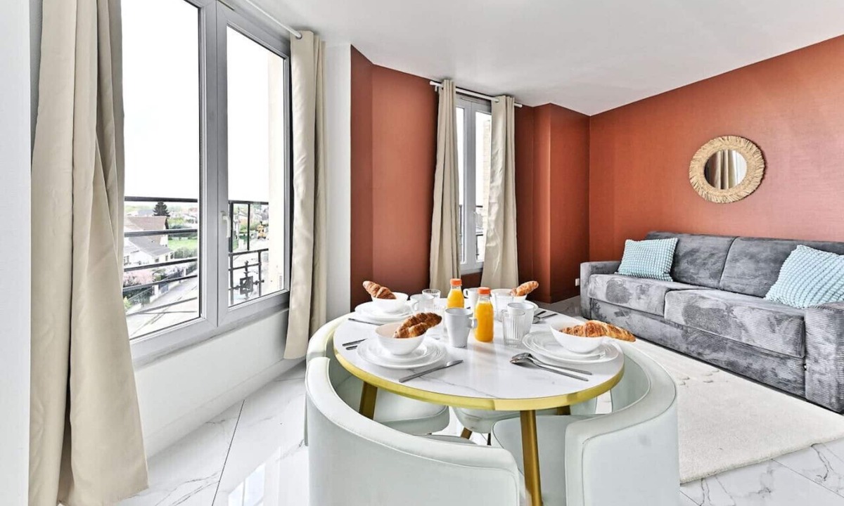 Gagny Apartment | Modern and spacious 2-bedroom apartment - Gagny