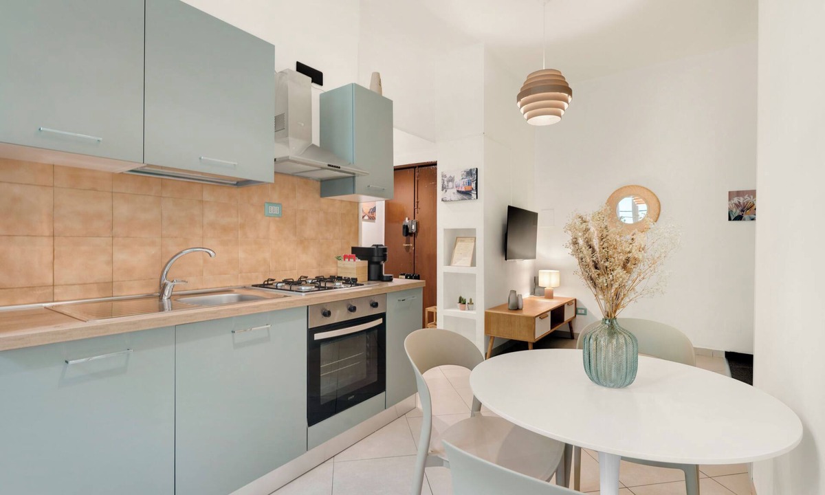 Stadera Apartment | Modern apartment in the heart of Milan near the Navigli