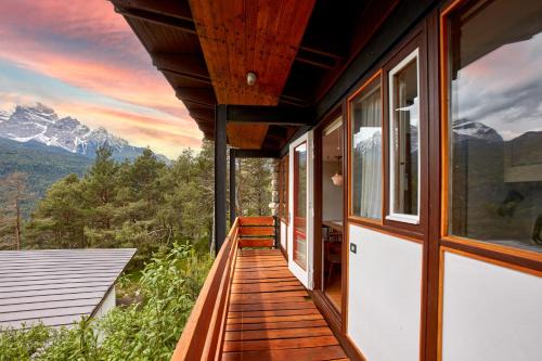 Borca di Cadore House | Modernist Chalet