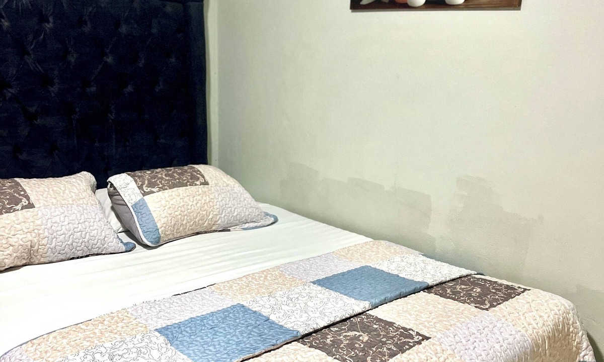 Mona Heights Apartment | Mona Master Suite